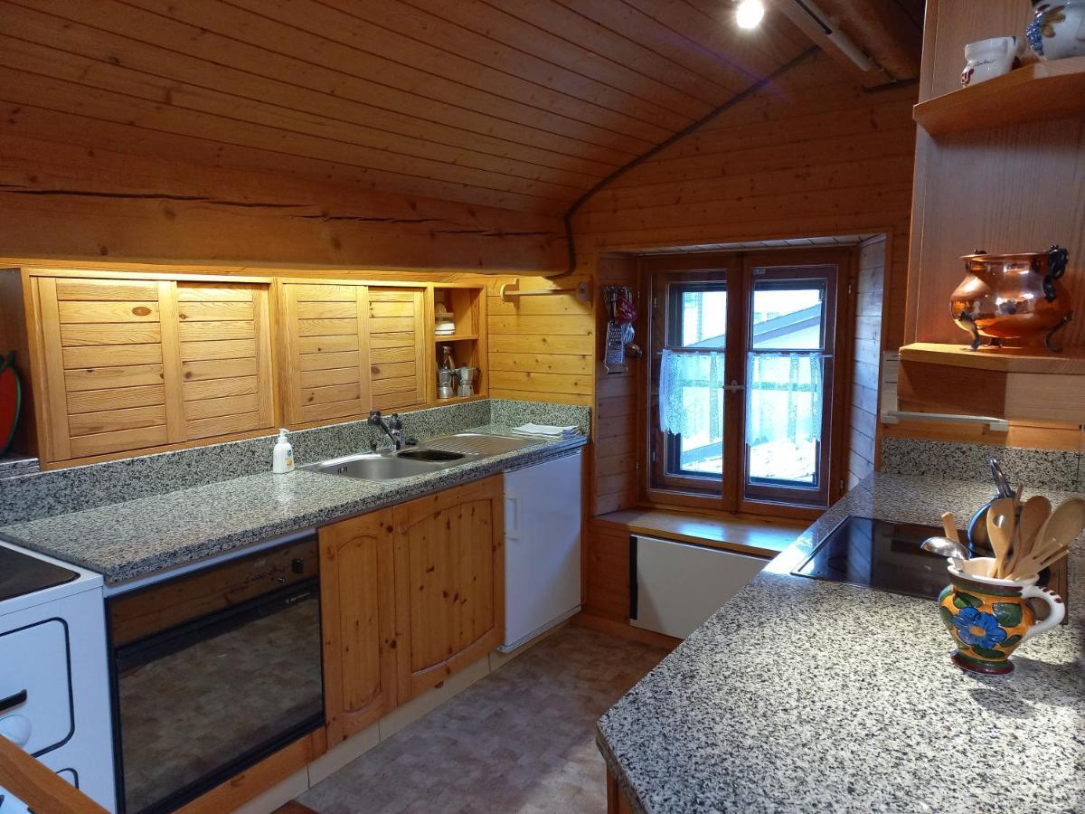 Confortevole Mansarda Di Montagna Poschiavo Kültér fotó