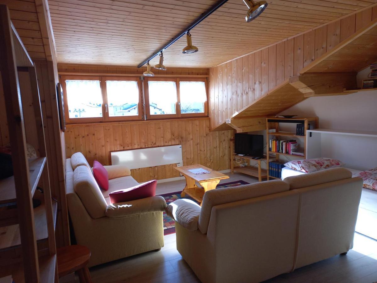 Confortevole Mansarda Di Montagna Poschiavo Kültér fotó