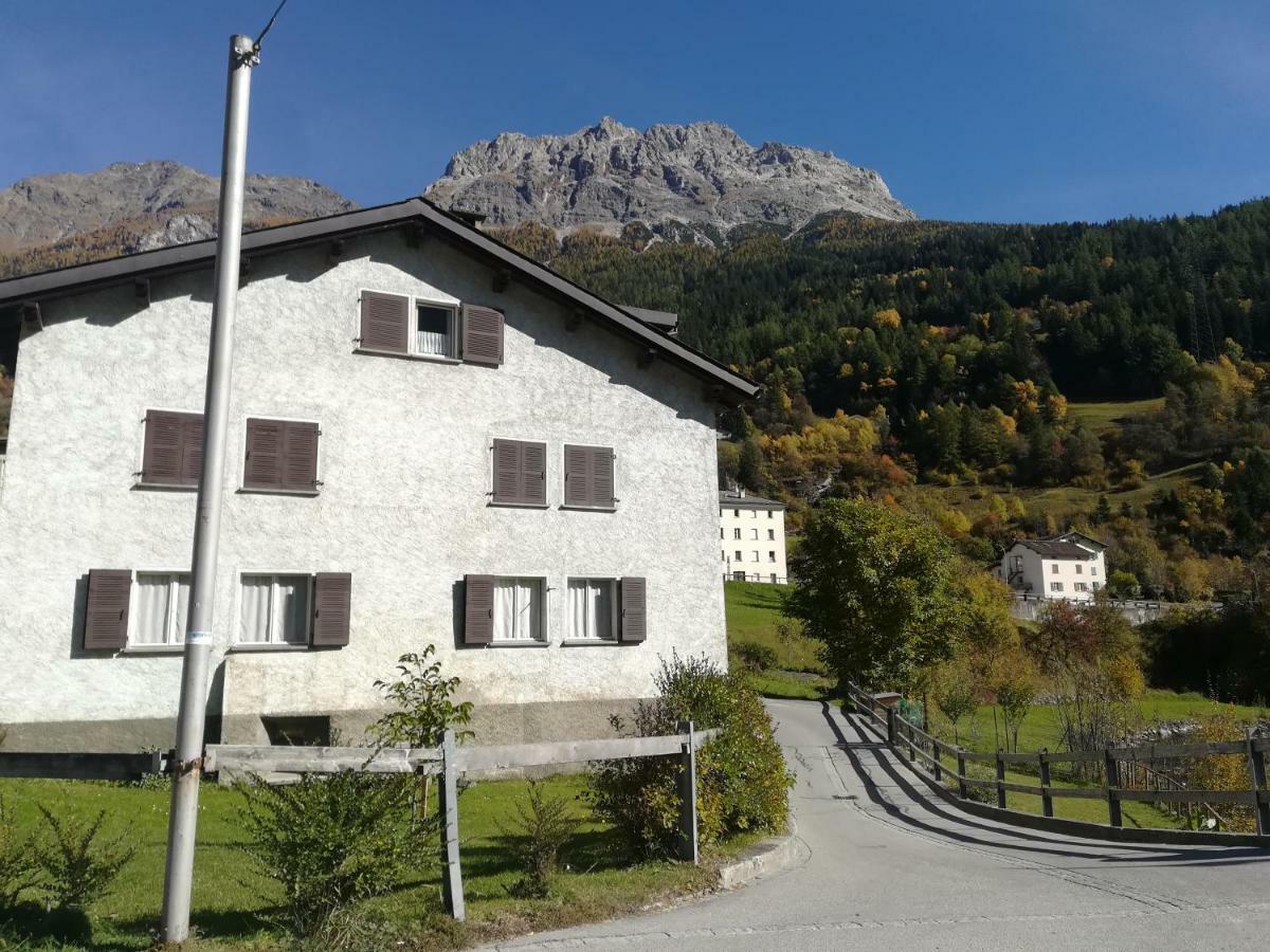 Confortevole Mansarda Di Montagna Poschiavo Kültér fotó